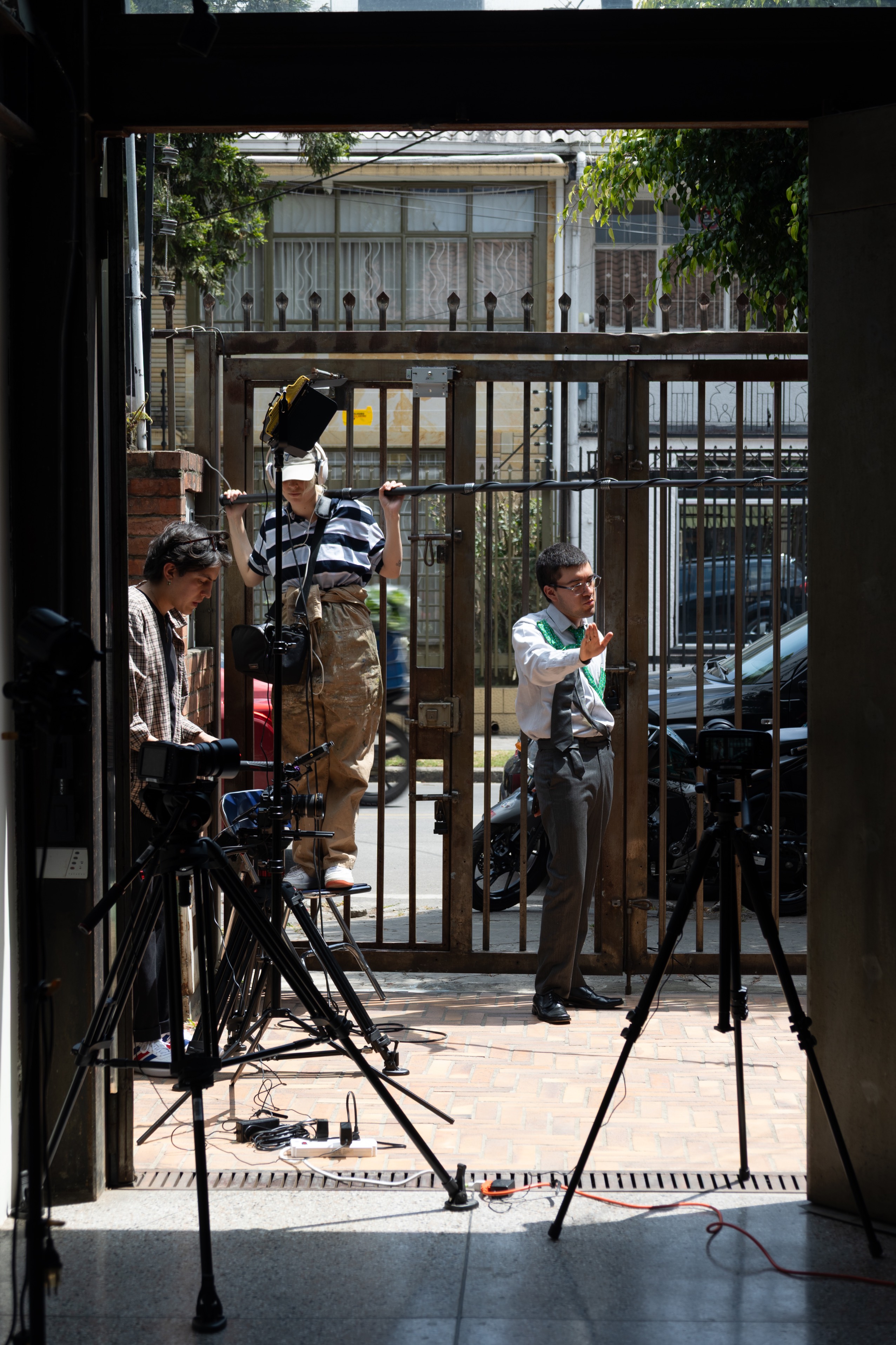 Vivir del aire — still 4
